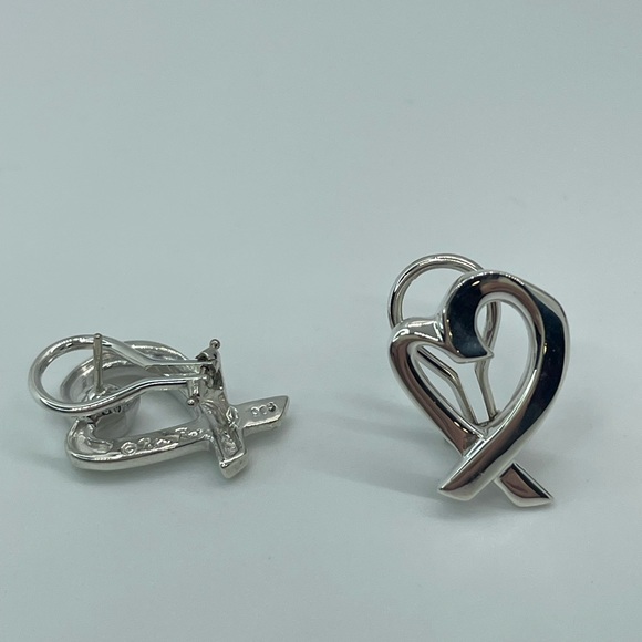 Tiffany & Co. Vintage Large Paloma Picasso Loving Heart Earrings - Picture 6 of 16